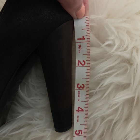 Chanel Classic Chanel pumps hidden platform. Size 38.5 with dustbag - Picture 13 of 13